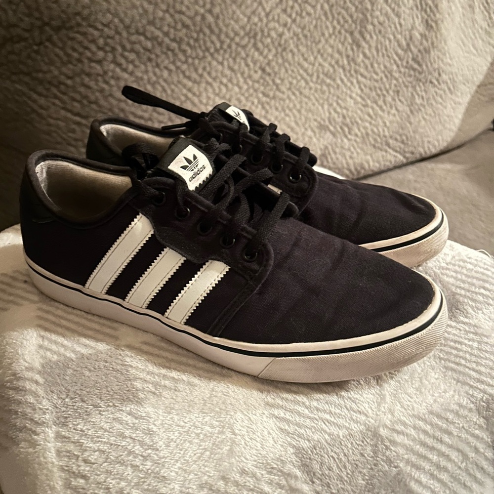 Adidas Black and White Sneakers Classic Design